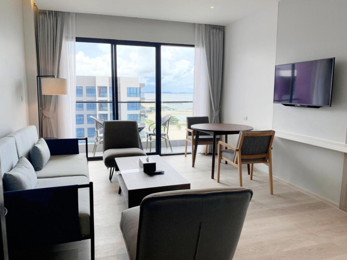 Fortune Saeng Chan Beach Hotel Rayong - Sha Plus Esterno foto