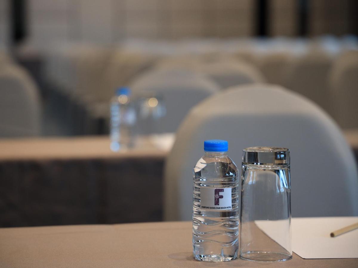 Fortune Saeng Chan Beach Hotel Rayong - Sha Plus Esterno foto