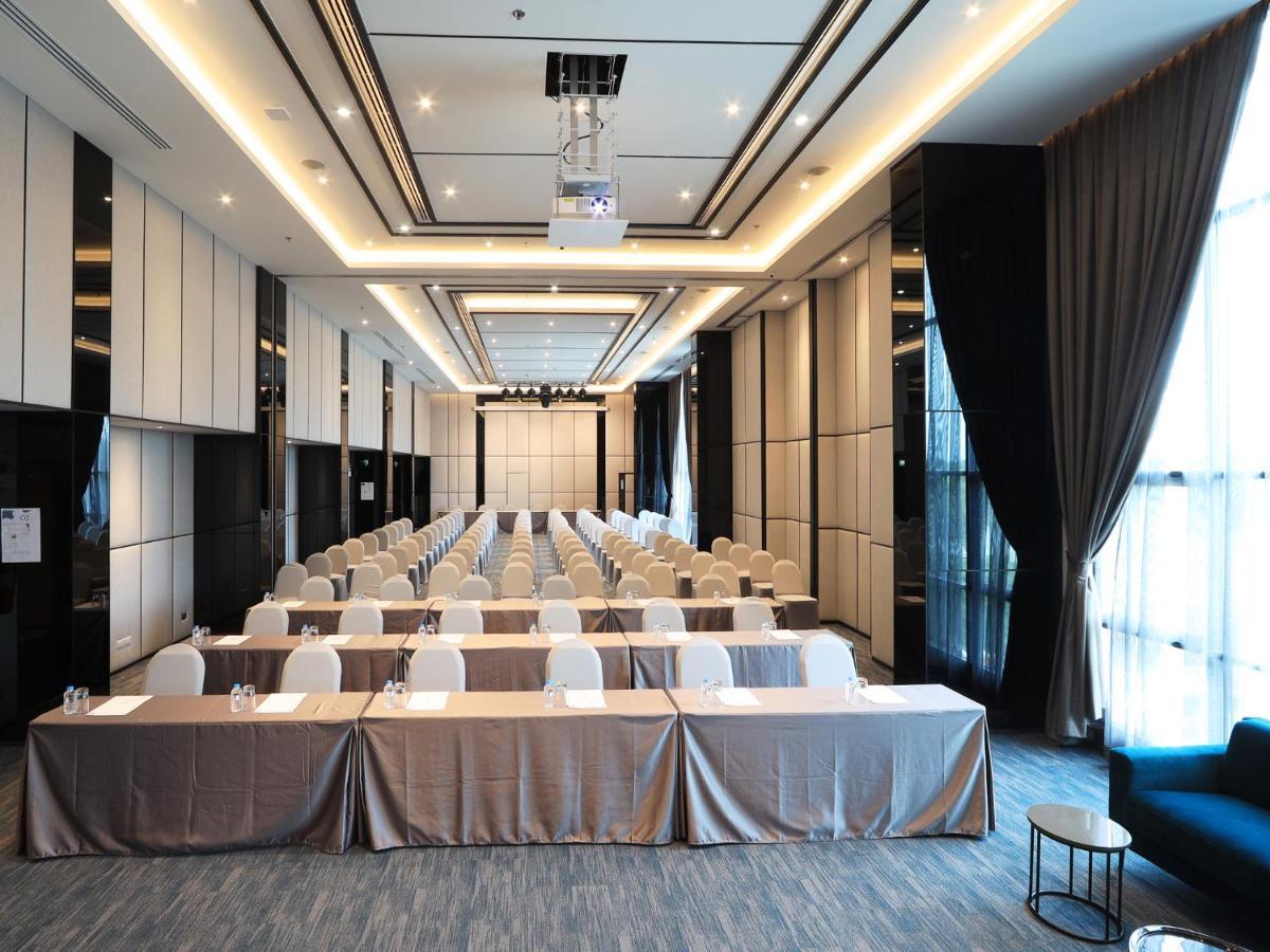 Fortune Saeng Chan Beach Hotel Rayong - Sha Plus Esterno foto