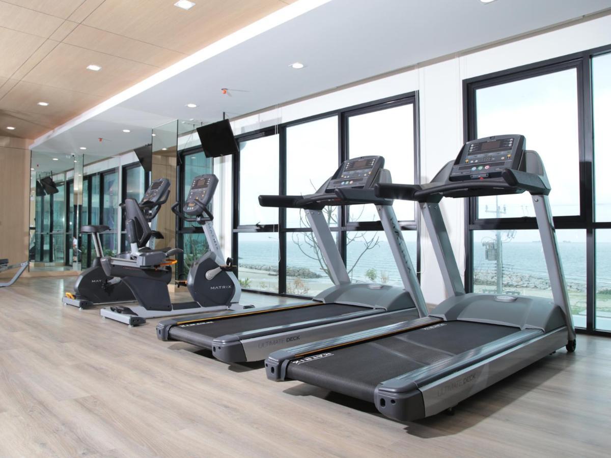 Fortune Saeng Chan Beach Hotel Rayong - Sha Plus Esterno foto