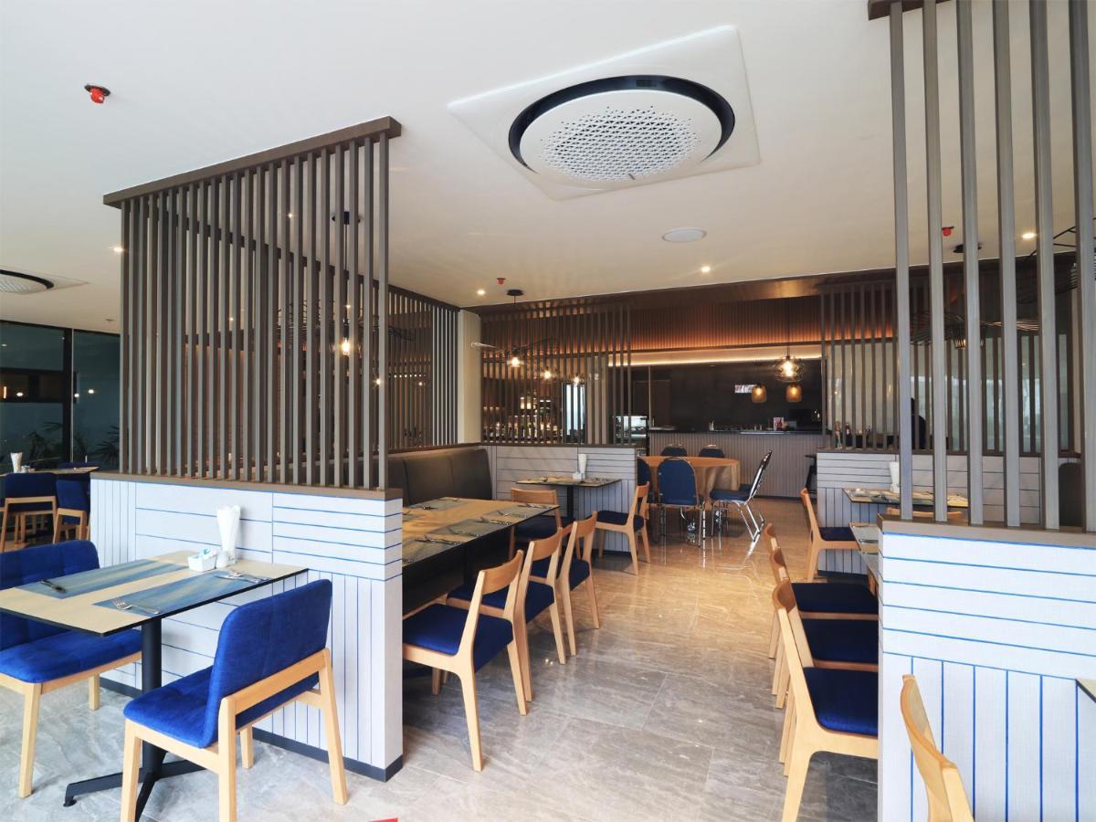 Fortune Saeng Chan Beach Hotel Rayong - Sha Plus Esterno foto