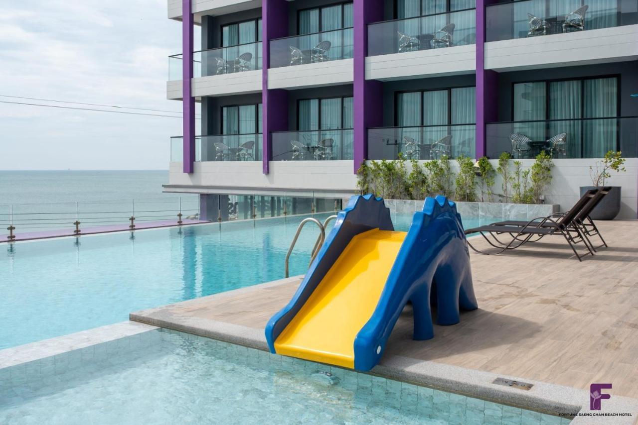 Fortune Saeng Chan Beach Hotel Rayong - Sha Plus Esterno foto